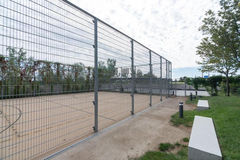 비엔나 Hoch Hinaus, Neu Und Stilvoll Mit Pool Am Dach 아파트 외부 사진