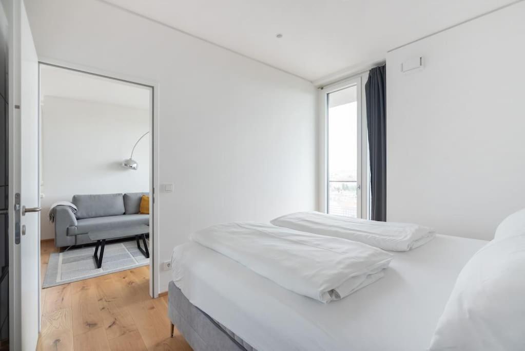 비엔나 Hoch Hinaus, Neu Und Stilvoll Mit Pool Am Dach 아파트 외부 사진